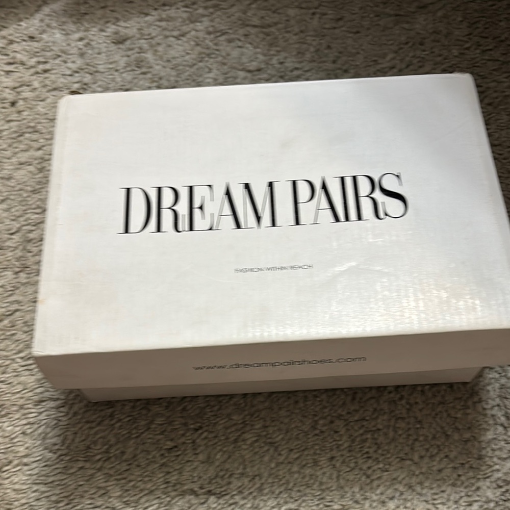 Dream Pairs Elegant Shoe Box